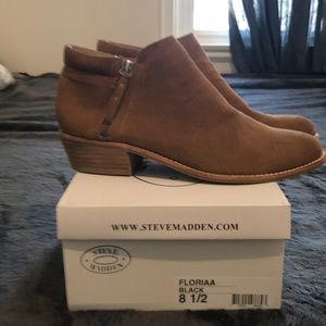 Steve Madden ankle booties